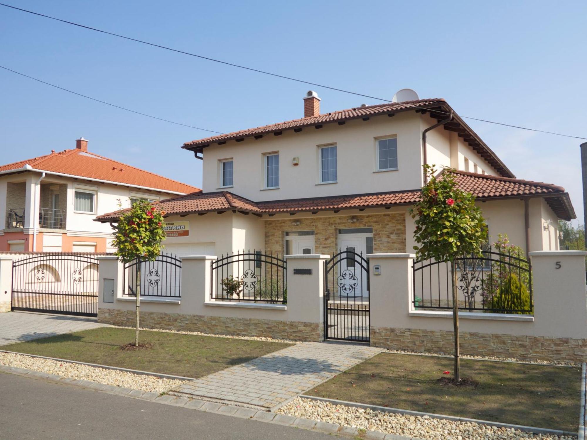 Aura Apartman Hajdúszoboszló Zimmer foto