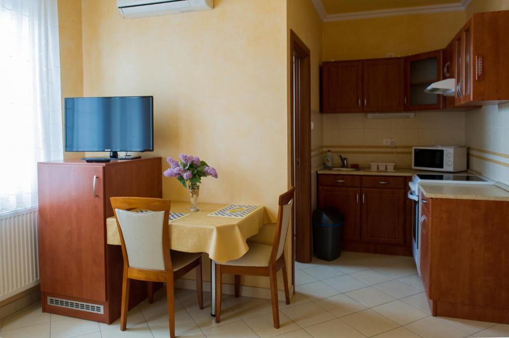 Aura Apartman Hajdúszoboszló Zimmer foto